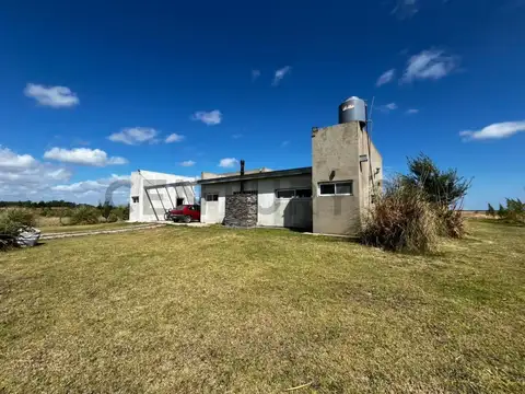 CASA A LA VENTA EN BERISSO. BARRIO LAS MARGARITAS