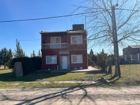 Casa en Venta con 1 cochera