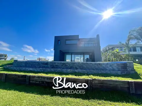 Puertos del Lago - Costas -