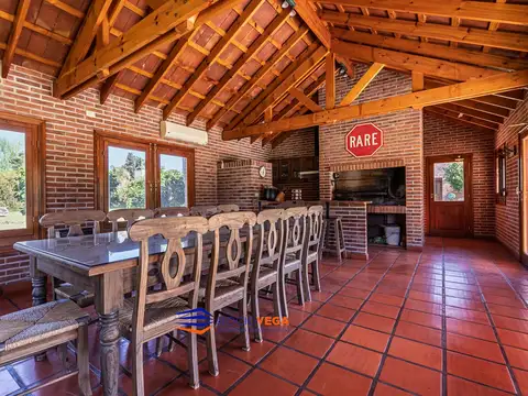 Casa 2 ambientes con 1 baño