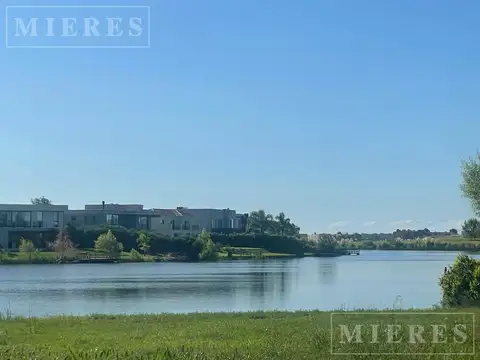 Terreno en Venta de 814,0 m2