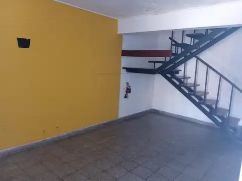 Monseñor de Andrea 1000