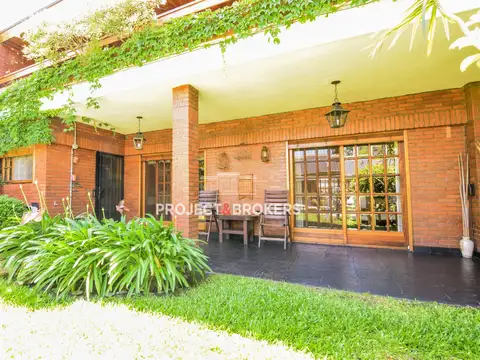 Casa en Venta en Castelar, USD 340.000