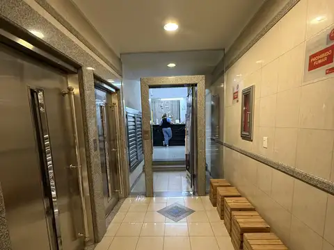 Belgrano 100, Piso 1