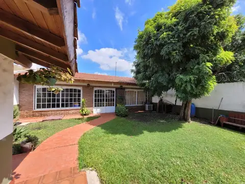 Casa en Venta en Lomas De Zamora, USD 129.000