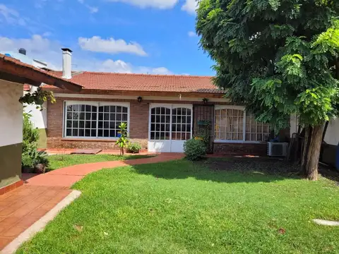 Venta Casa 6 ambientes en Lomas de Zamora
