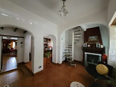 Venta Casa 6 ambientes en Lomas de Zamora