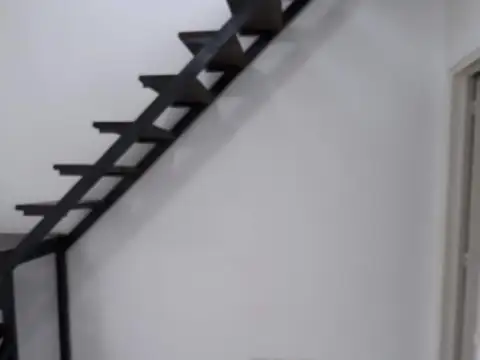 Casa 2 ambientes con 1 baño