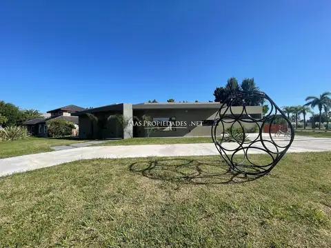 Casa en Venta en Malibu, USD 259.999