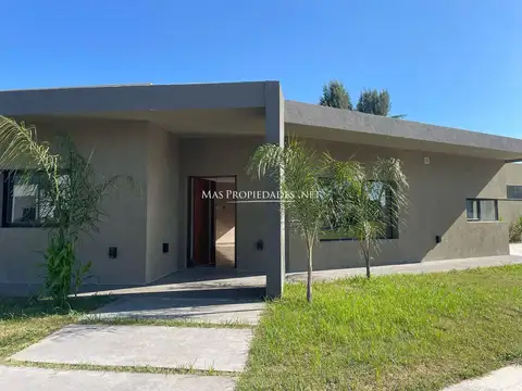 Venta Casa en Malibu 3 Dormitorios Canning