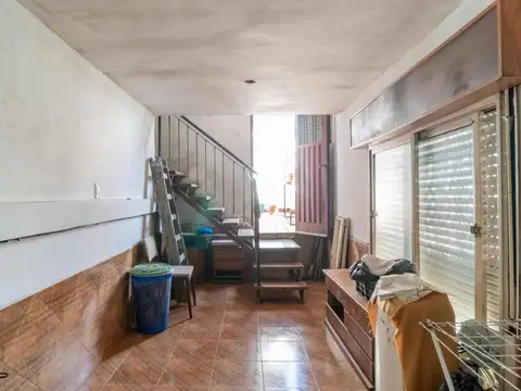 Depto Tipo Casa en Venta de 6 ambientes