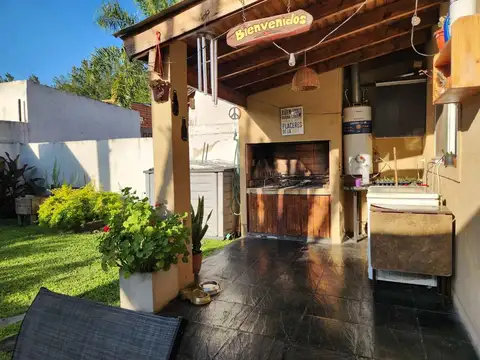 CASA 4 AMB CON GRAN JARDÍN EN ALTOS DE PACHECO