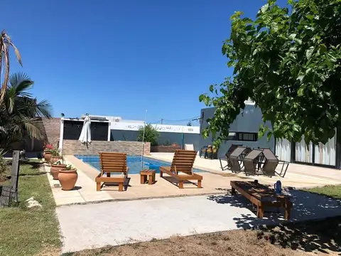 SE VENDE COMPLEJO CON DOS CASAS QUINTAS