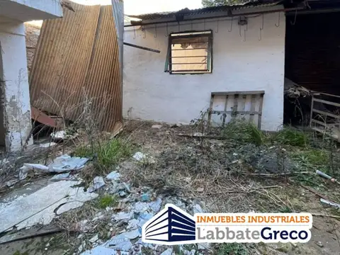 Galpon en Venta 47,69  mts Fondo