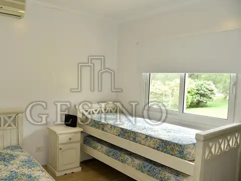 Casa en Alquiler Temporal al Este