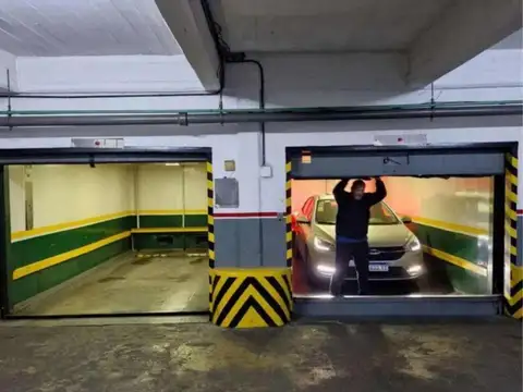 Cochera en venta - 11Mts2 - Caballito