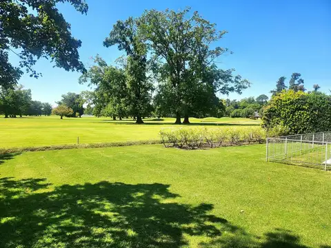 Casa en alquiler en el Golf Club Argentino, Jose C Paz - 6 Ambientes