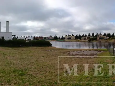 Terreno en Venta de 855,0 m2