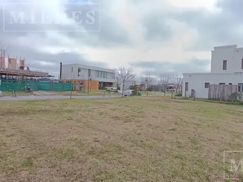 Terreno en Venta en El Naudir, USD 98.000