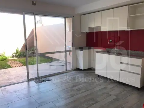 Depto Tipo Casa en Venta de 2 dormitorios