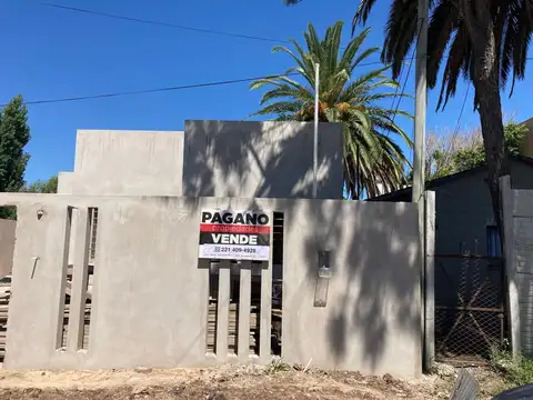 Casa en venta - Manuel B Gonnet