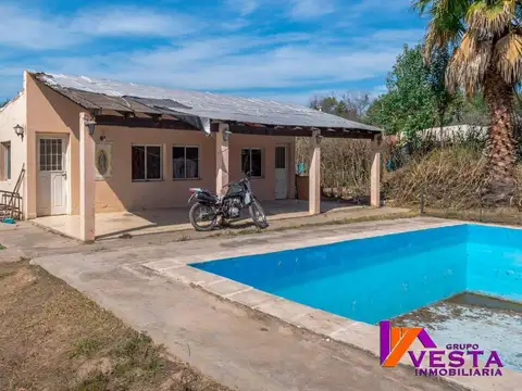 Casa en Venta con 2 cocheras