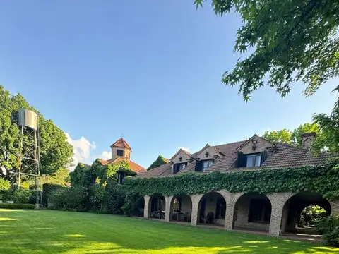 Casa Chalet  en Venta en Lomas de San Isidro, San Isidro, G.B.A. Zona Norte