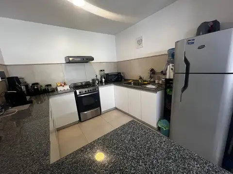 Departamento en Alquiler en Complejo Liquidambar, USD 850