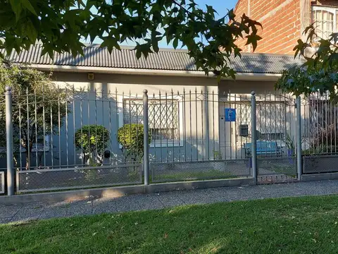 Casa en Venta en Quilmes Oeste, USD 140.000