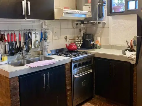 VENTA 2 CASAS EN BLOCK, LOTE PROPIO LANUS OESTE