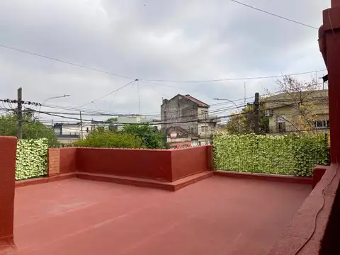 VENTA 2 CASAS EN BLOCK, LOTE PROPIO LANUS OESTE