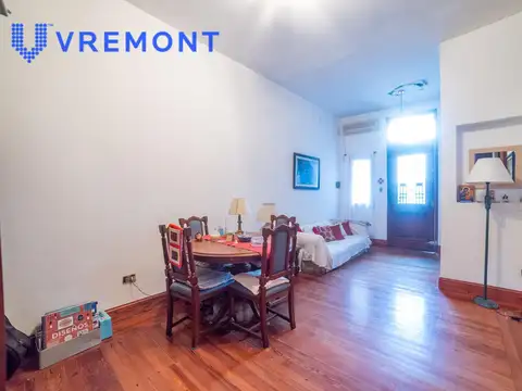 Casa en Venta 5 ambientes en Flores Sur