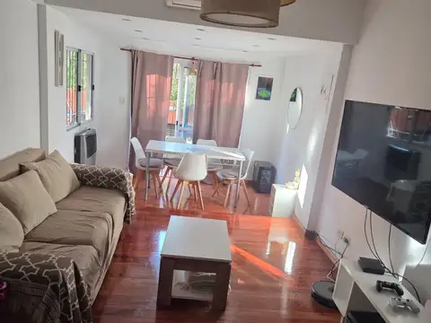 Avenida Salvador María Del Carril 3200, Piso 1