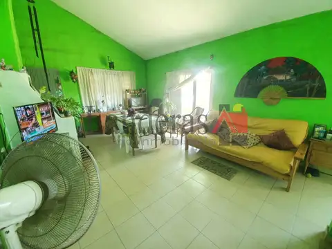 Av. Chascomús y Sacconi 1000