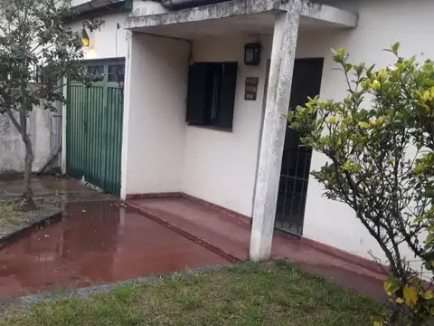 Casa en Venta en Burzaco, USD 80.000