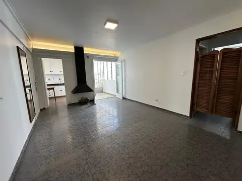 Flores Av. Avellaneda y Av. Nazca 2 amb.