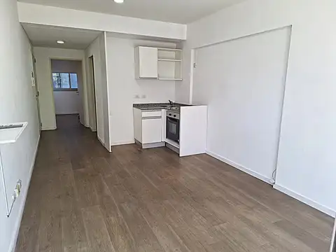 Depto 2 Ambientes  Frente. Muy Luminoso. Balcon , Amenites  APTO CREDITO BANCARIO 