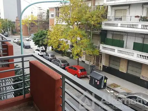 HUMBOLDT al 600 2 entre CORRIENTES, AVDA. y VILLARROEL