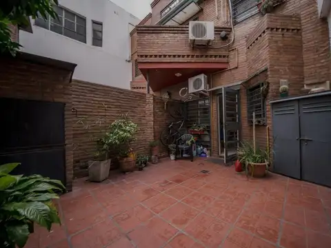 Casa en Venta en Chacarita, USD 299.900