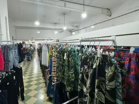 Local en Venta 40 años