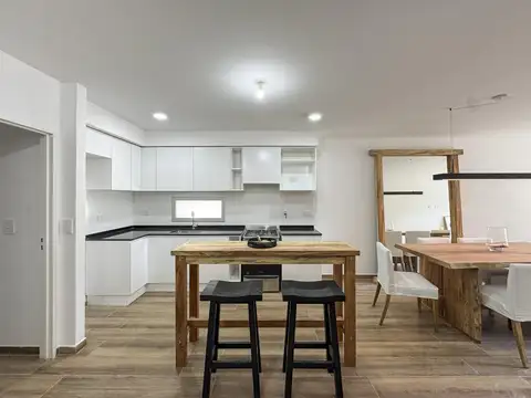 Departamento 4 ambientes con 2 baños