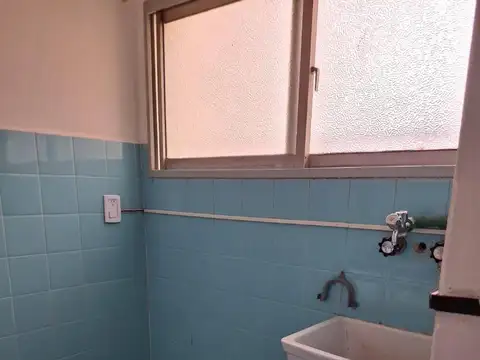 Departamento en Venta en Área Centro Este, USD 100.000