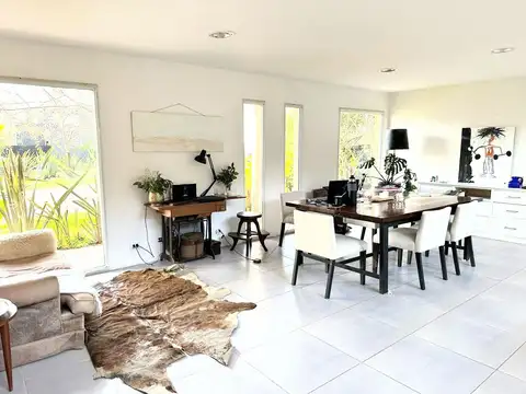 Casa en Venta en Benavidez, USD 320.000