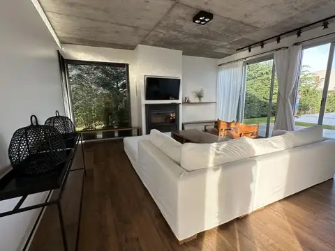 Casa en Alquiler Temporal de 5 dormitorios