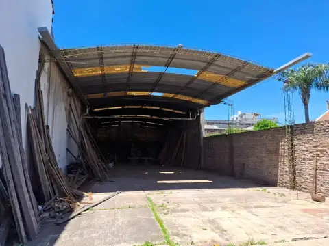 Galpon en Alquiler en Tapiales, $ 2.500.000