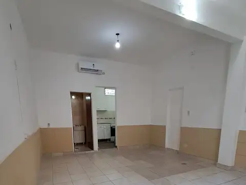 Departamento MONOAMBIENTE en alquiler en Villa Sarmiento