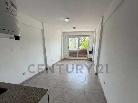 Monoambiente en venta apto profesional sobre Av. San Martín – Frente Facultad de Agronomía