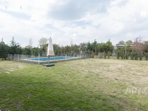 Casa 6 ambientes con 3 baños