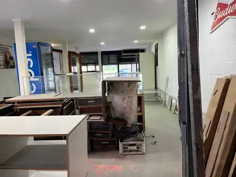 Local en Alquiler en Malvinas Argentinas, $ 1.300.000