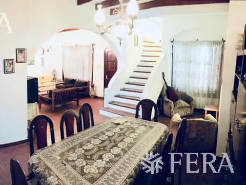 Casa en Venta con 1 cochera